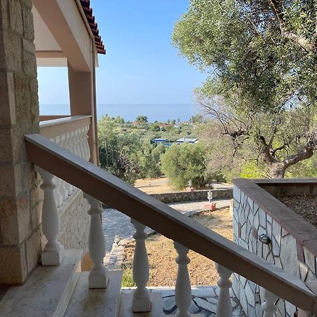 Olive Stone Villa Nea Skioni Bagian luar foto